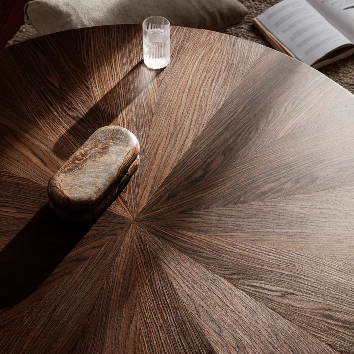 Post Esstisch Ø 150 cm, Eiche geräuchert von Ferm Living