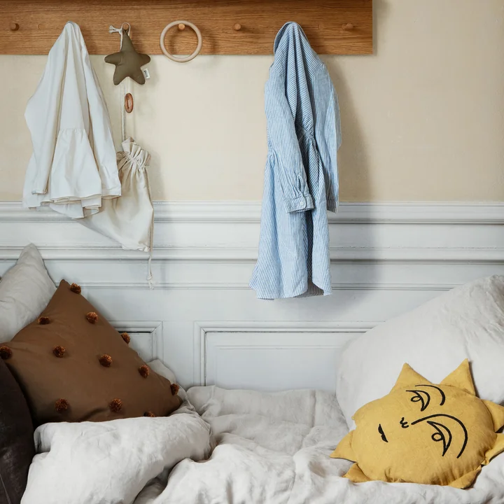 Sun Kissen und Star Spieluhr von Ferm Living