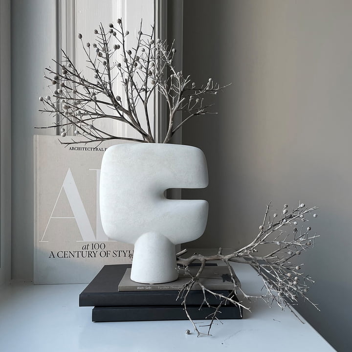 まる　101 COPENHAGEN Tribal Vase Medio Tribal vase medio from 101 Copenhagen - NordicNest.com