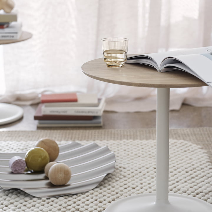 Soft Beistelltisch, Eiche / off-white von Muuto