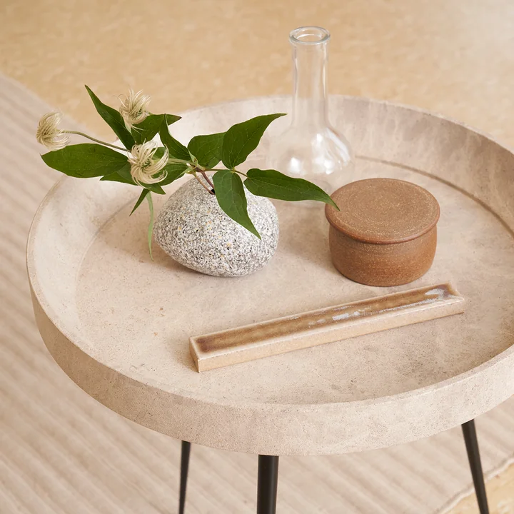 Der Bowl Table medium von Mater