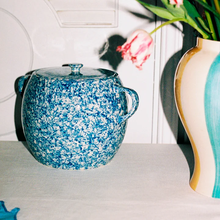 Sobremesa Situation von HAY