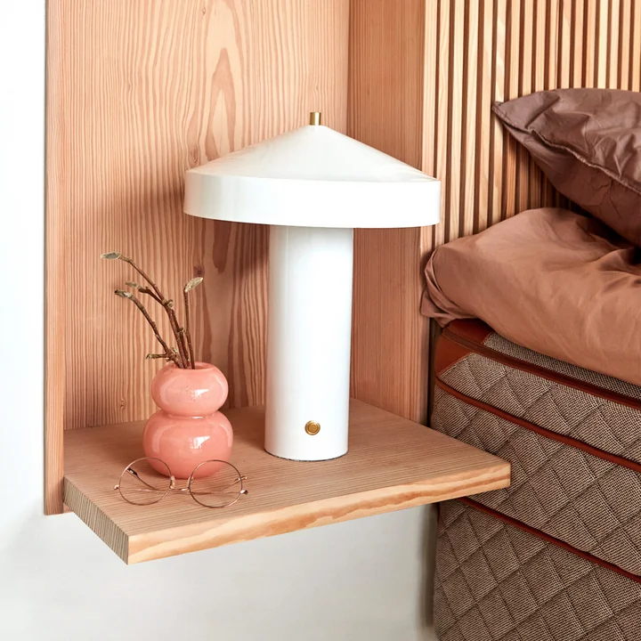 Die organische Lasi Vase von OYOY