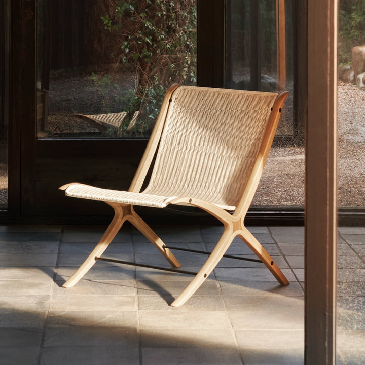 X HM10 Lounge Chair, Eiche lackiert von &Tradition