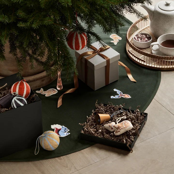 Deer Weihnachtsbaumdecke von Broste Copenhagen