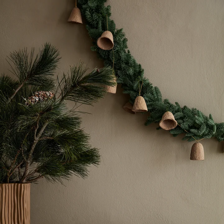 Christmas Pulp Glocken-Girlande von Broste Copenhagen