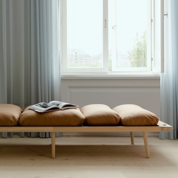 Lounge Around Daybed von Umage