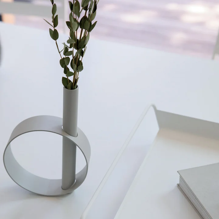 Die bunten IOS Vasen von Fermob