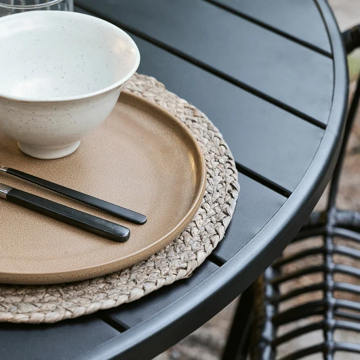 Helo Outdoor Tisch von House Doctor