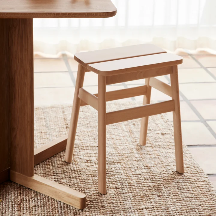Angle Standard Hocker von Form & Refine