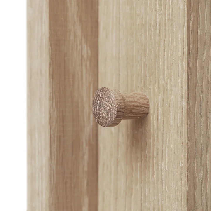 Foyer Kleiderständer von Form & Refine