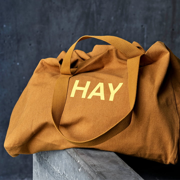 Weekend Bag No. 2, toffee von HAY