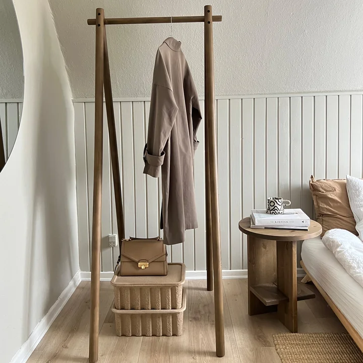 Hongi Garderobe 75 von Karup Design in der Ausführung carobbraun