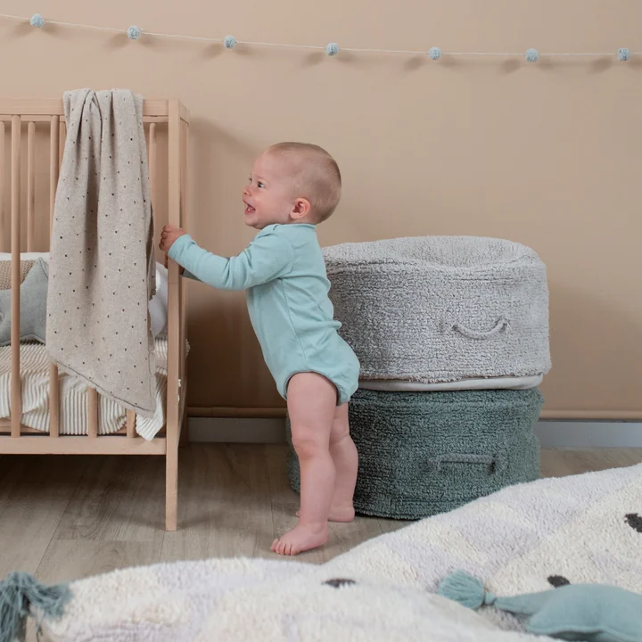 Chill Pouf, 50 x 50 cm, vintage blau von Lorena Canals