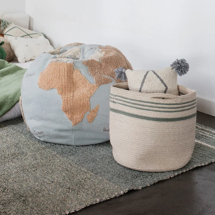 World Map Pouf, Ø 50 cm, hellblau / beige von Lorena Canals
