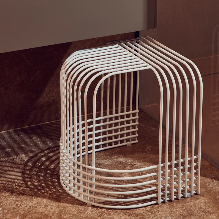 POLSPOTTEN - Drop Hocker / Beistelltisch, weiß