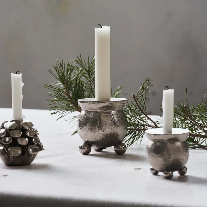 Classic Kerzenständer von House Doctor in der Ausführung antik-silber