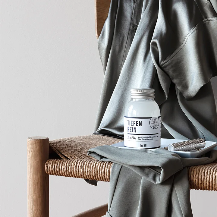 Tiefenrein Waschmittelkonzentrat für synthetische Fasern von Kaëll 