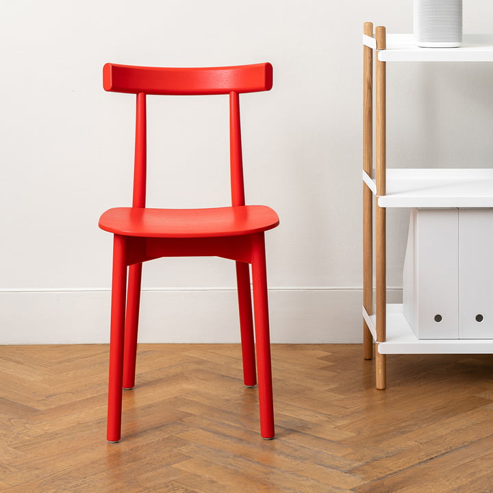 Skinny Wooden Chair in der Ausführung rot (RAL 3020)