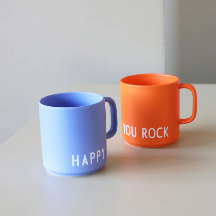 AJ Favourite Porzellan Becher mit Henkel von Design Letters
