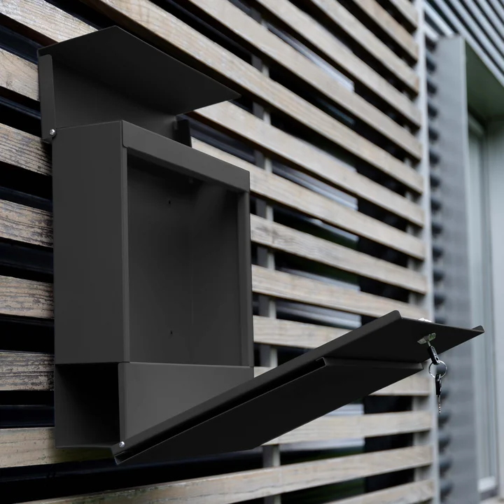 Briefkasten Letterman VI mit Zeitungsrolle von Radius Design