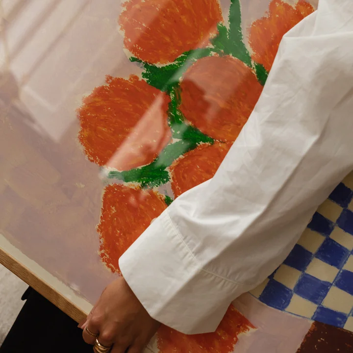 Orange Flowers von Carla Llanos für The Poster Club