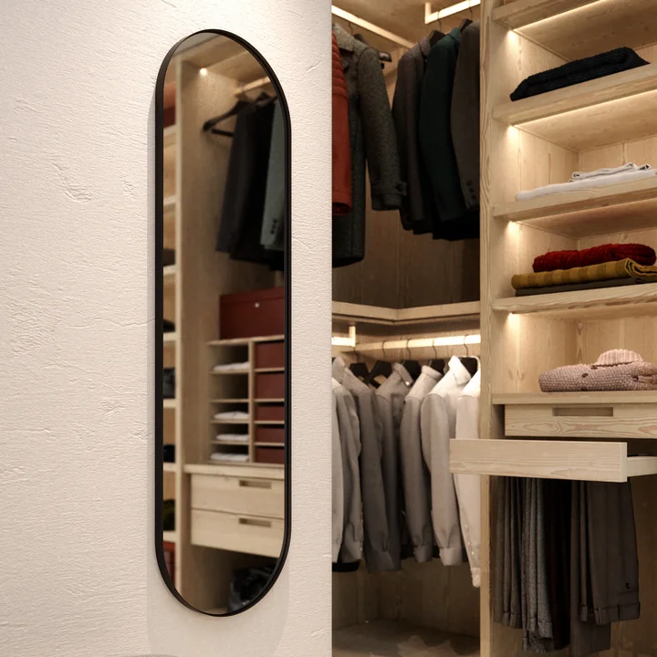 Frost - Unu Wandspiegel mit Rahmen (oval)