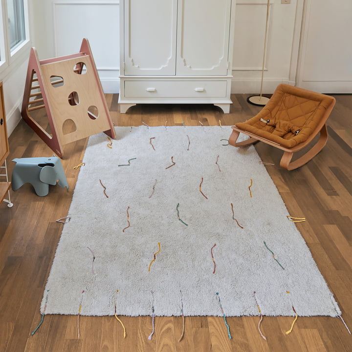 Wildflower Spielteppich mit Spielzubehör von Lorena Canals