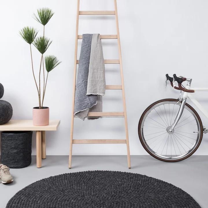 myfelt - Hugo Filzkugelteppich rund anthrazit