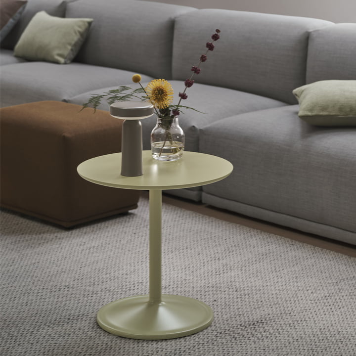 Muuto - Soft Beistelltisch, Ø 48 cm, H 48 cm, beigegrün