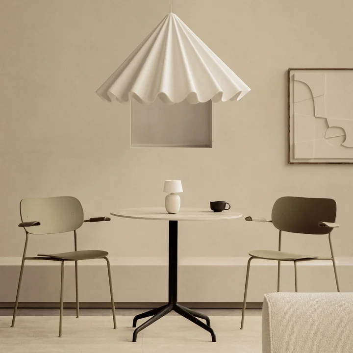 Co Dining Plastic Outdoor Armlehnstuhl von Audo