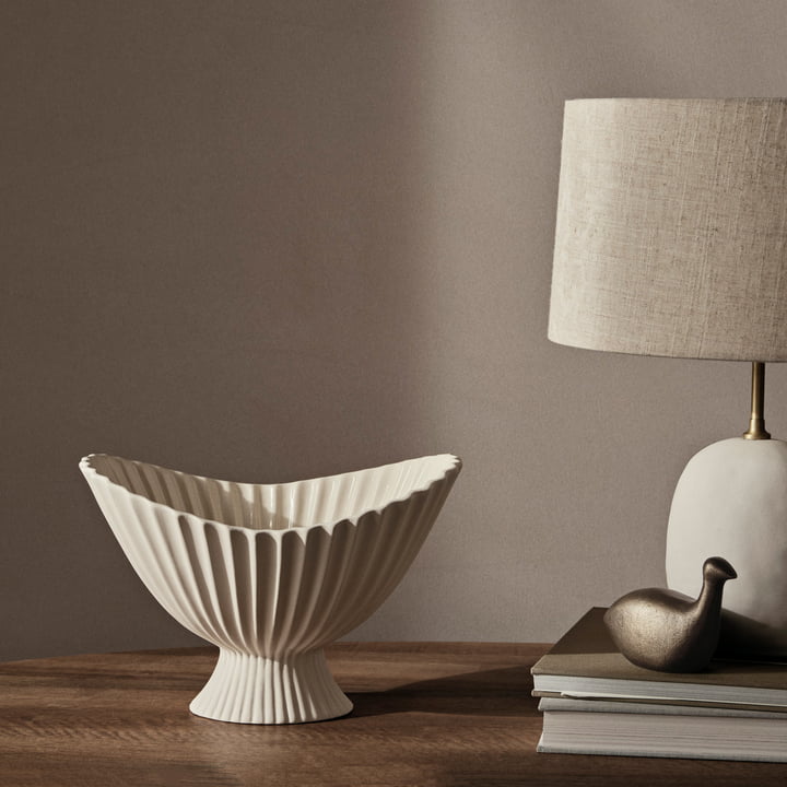 Fountain Dekoschale, medium, off-white von ferm Living