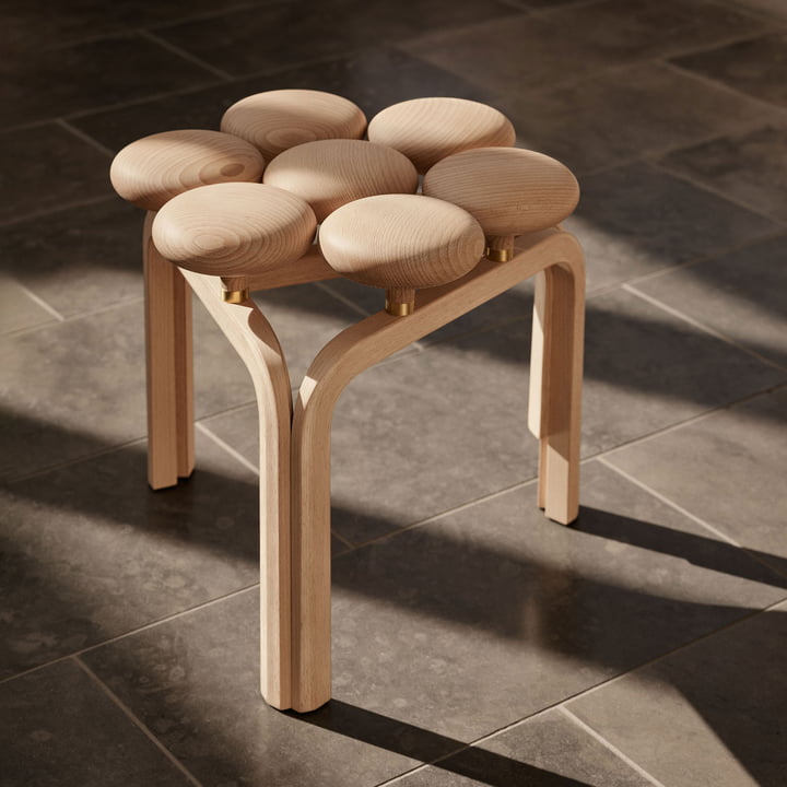 Utzon Hocker von Fritz Hansen