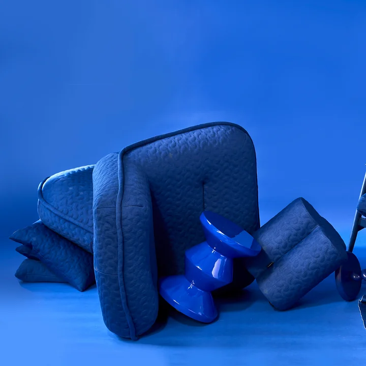 POLSPOTTEN - Clover x ByBorre Hocker, Ø 45 x H 37 cm, Swell, dunkelblau