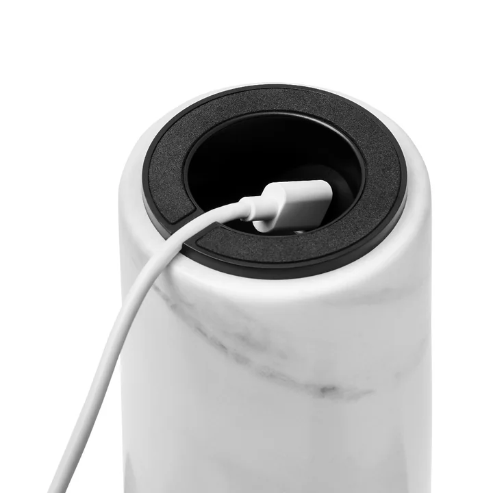 Kizu Portable LED Tischleuchte mit Akku von New Works