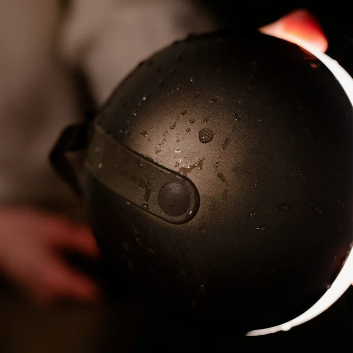 Sphere LED Tischleuchte von New Works