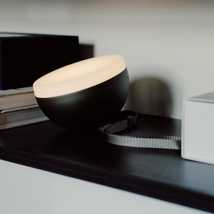 Sphere LED Tischleuchte von New Works