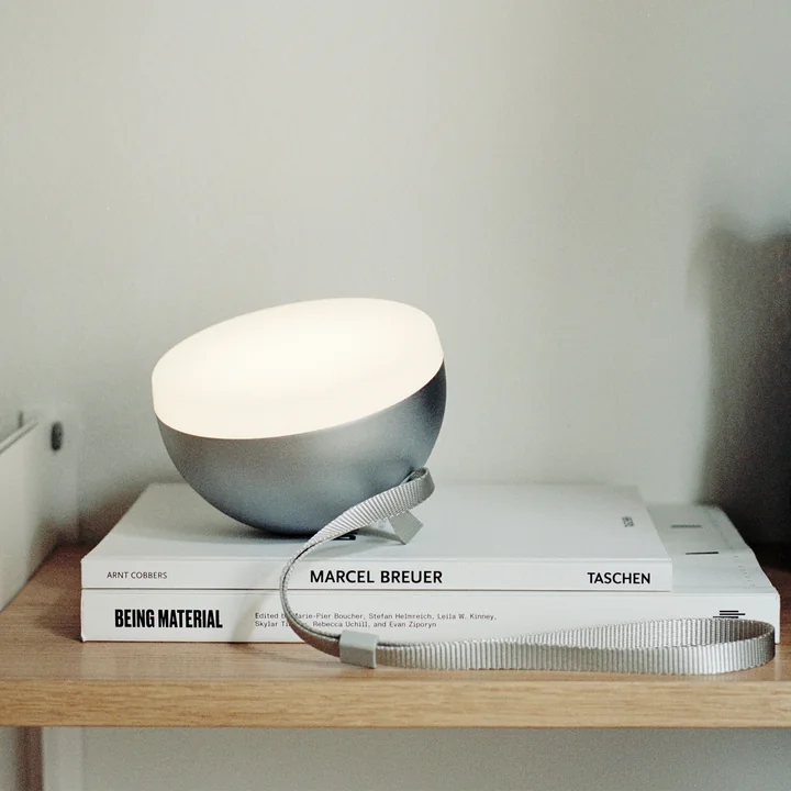 Sphere LED Tischleuchte von New Works