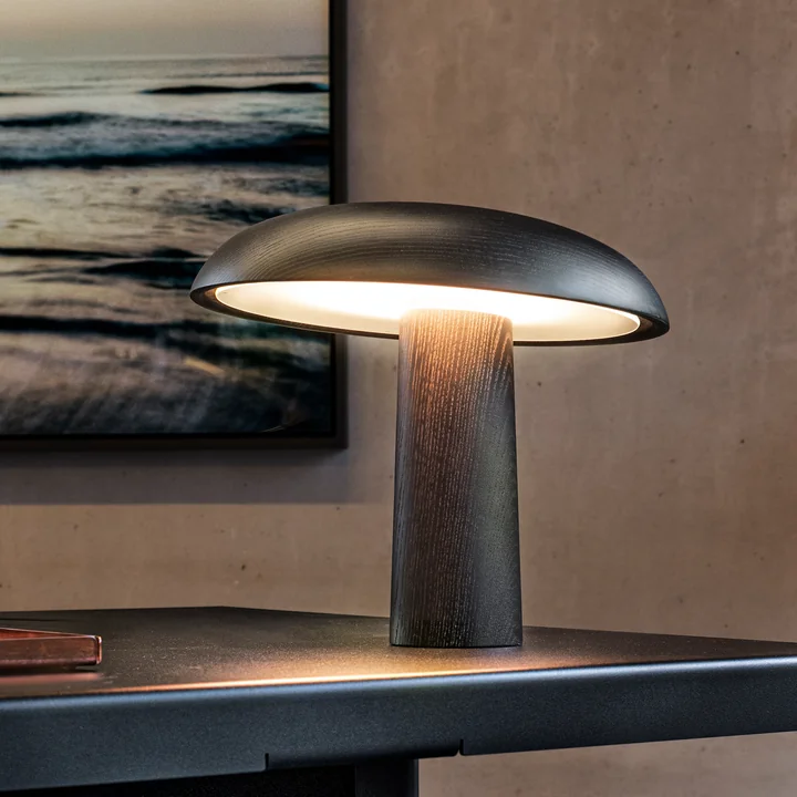 ClassiCon - Forma LED Tischleuchte, Esche schwarz lackiert