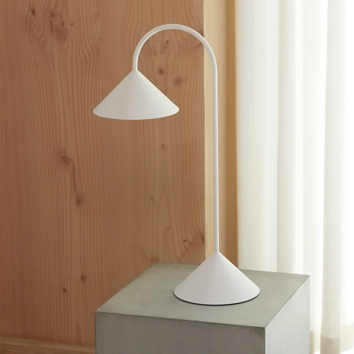 Grasp LED Akku-Stehleuchte, H 47 cm, weiß matt von Frandsen