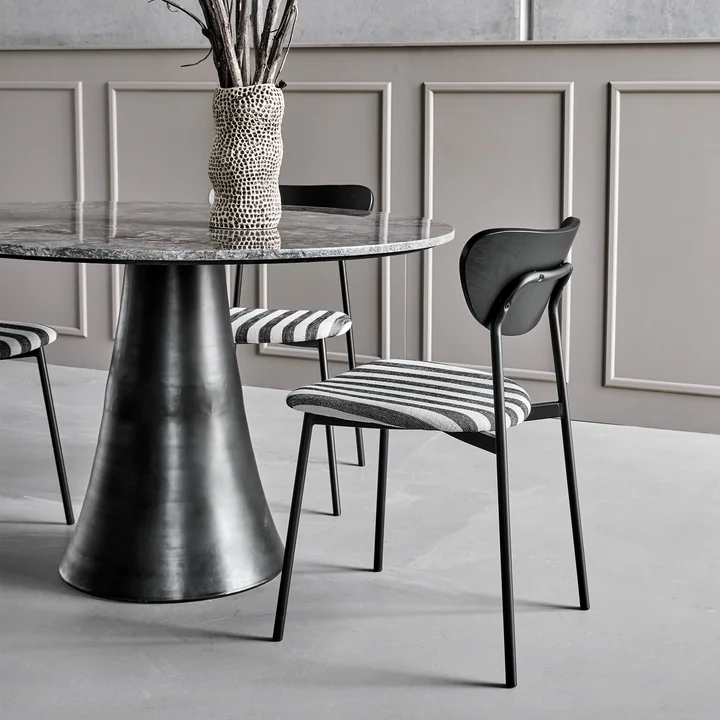 House Doctor - Must Stuhl 51,5 x 46 x 80 cm, schwarz / off-white