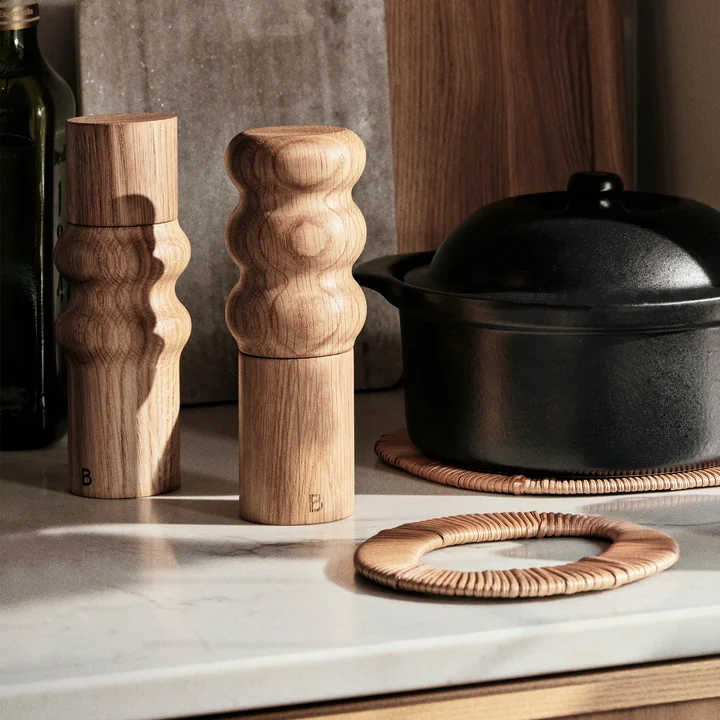 Edgar Salz-/Pfeffermühle, Ø 6 cm x H 20 cm, Eiche von Broste Copenhagen