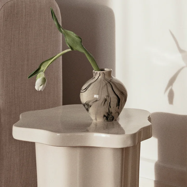 Ingrid Vase, Ø 14 cm x H 14.5 cm, beige / schwarz von Broste Copenhagen