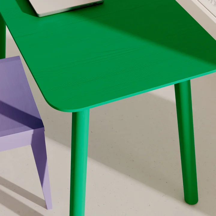 OUT Objekte unserer Tage - Meyer Color Tisch, Esche lackiert, smaragd