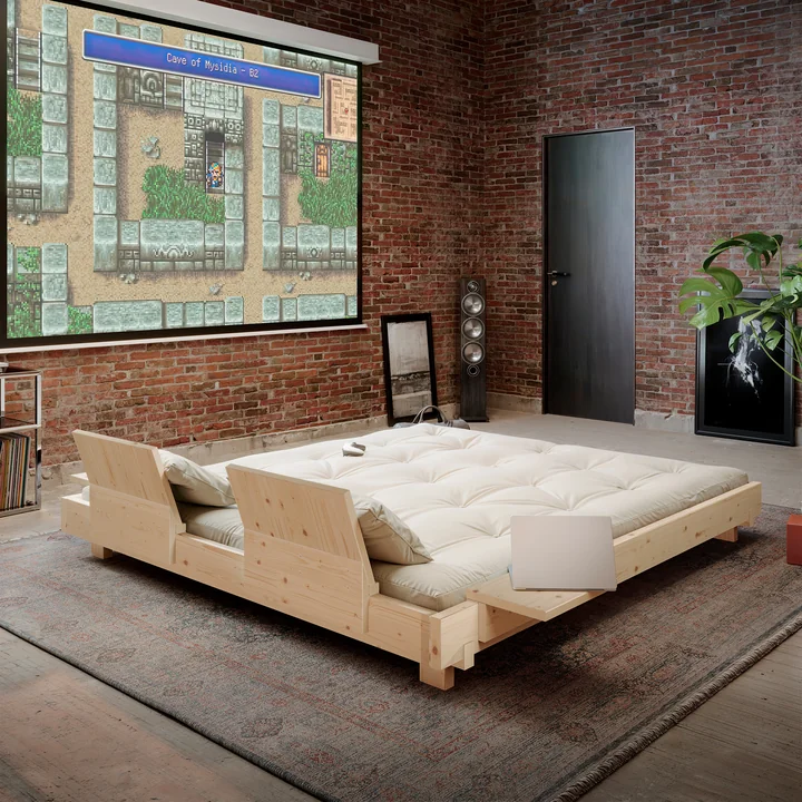 Karup - Social Bett inkl. Rückenlehne, 2 Nachtischen und Matratze, Kiefer klar