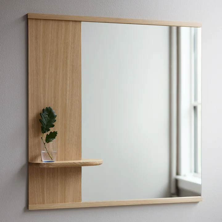 Moebe - Wandspiegel mit Ablage