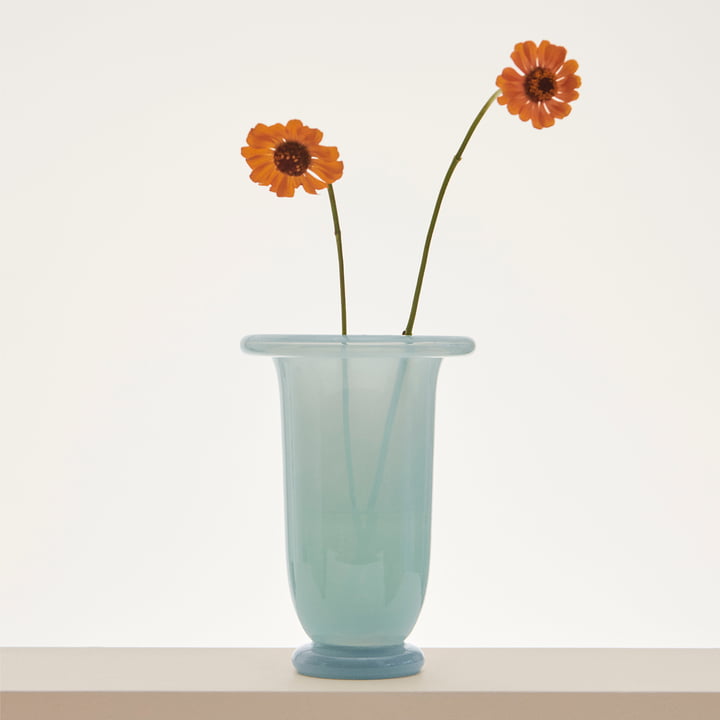 Hay - Empire Vase, medium, eisblau / hellblau
