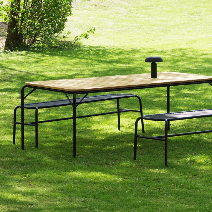 Normann Copenhagen - Vig Tisch, 90 x 200 cm, schwarz / robinie, Vig Bank