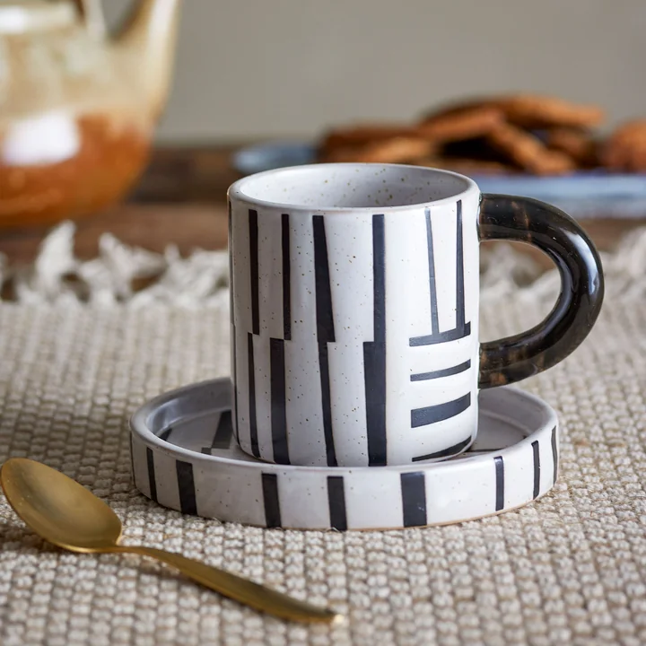 Bloomingville - Frankie Tasse inkl. Untertasse, schwarz / weiß (2-tlg.)