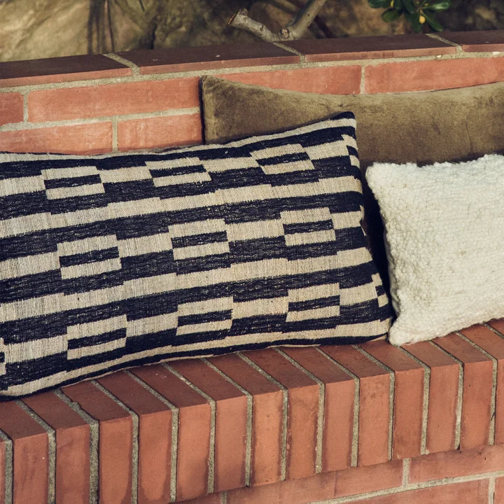 HKliving - Natural Kissen, 70 x 40 cm, monochrome